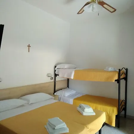 Hotel Niagara 2*